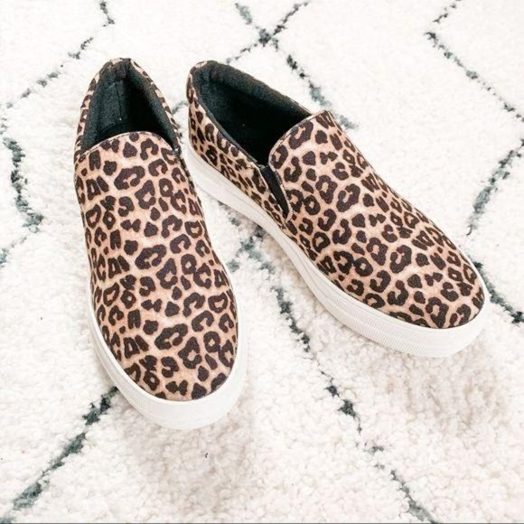 Cheetah leopard print sneakers slip on platform - Picture 2 of 3